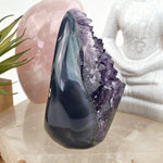 Amethyst and Agate Teardrop Crystal Cut Base