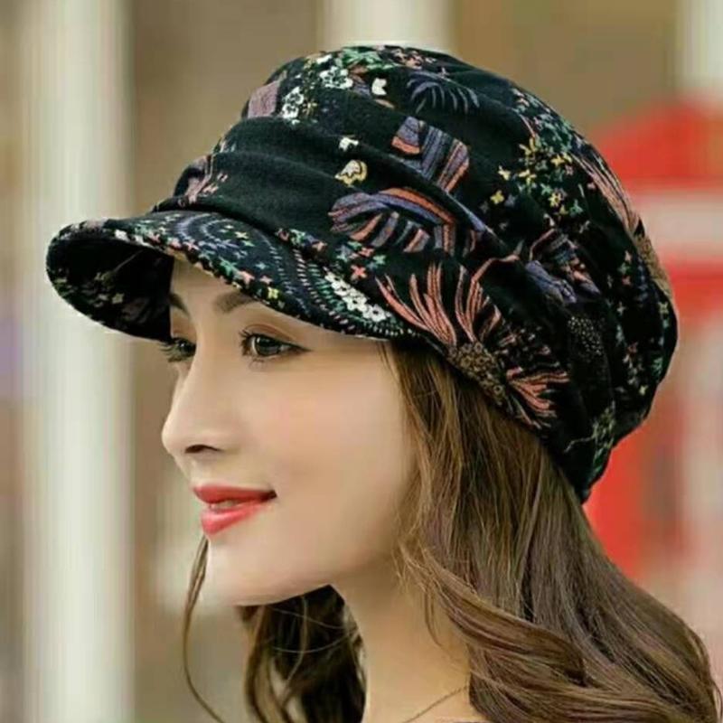 Floral Pleated Short Brim Cap